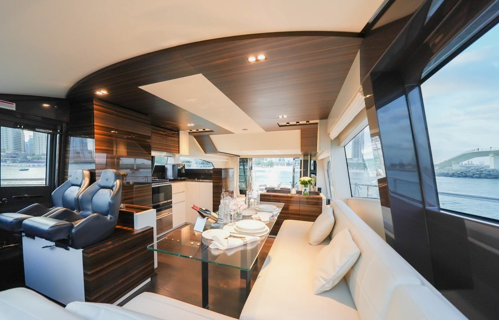 Ferretti 67 ft (67 ft) — image 14