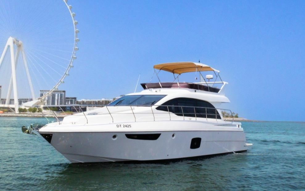 Sky Walker Art yacht in Dubai