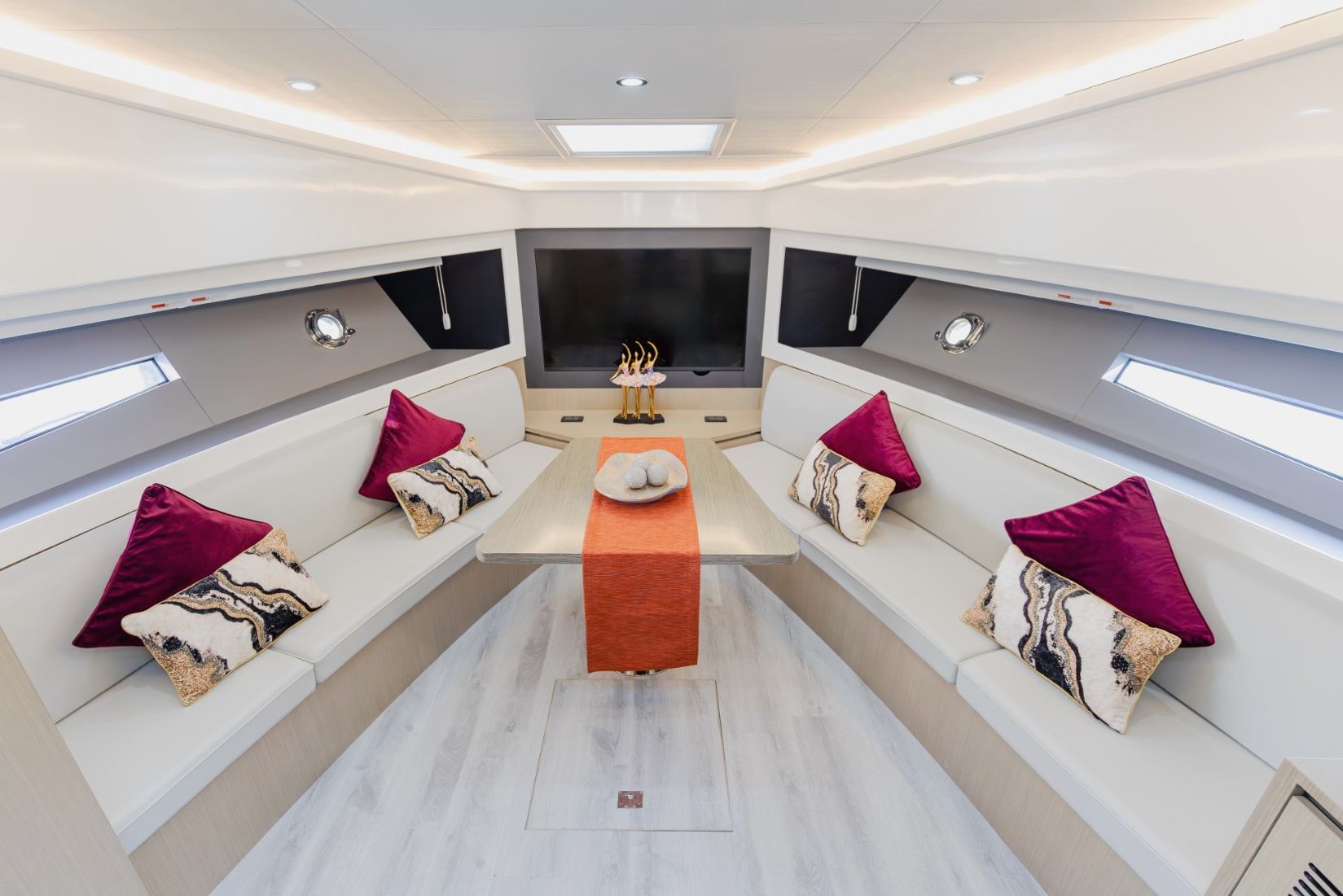 Sky Walker Gib (52 ft) — image 15