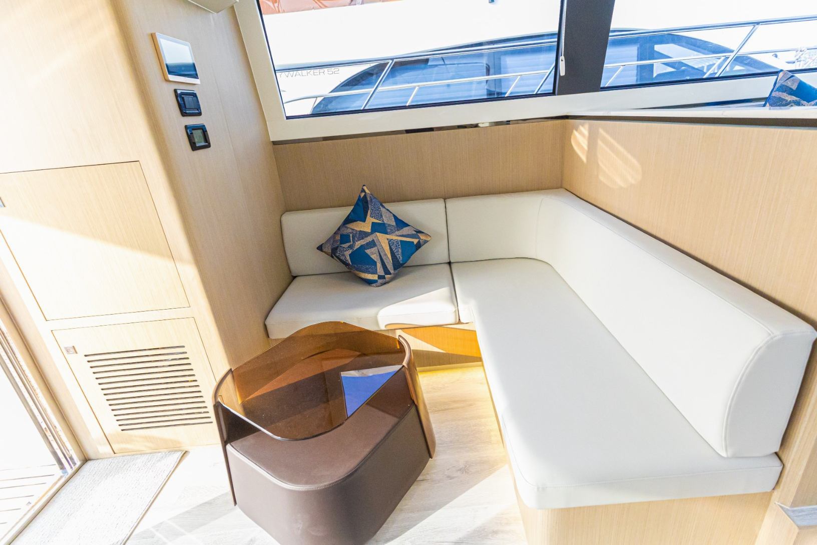 Sky Walker Axa (52 ft) — image 10