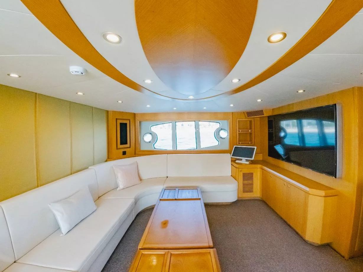 Sky Walker Astra (76 ft) — image 12