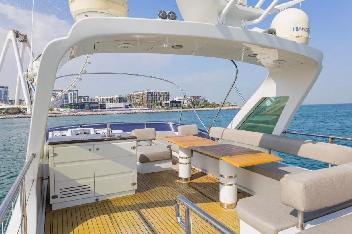 Azimut Lana (62 ft) — image 2