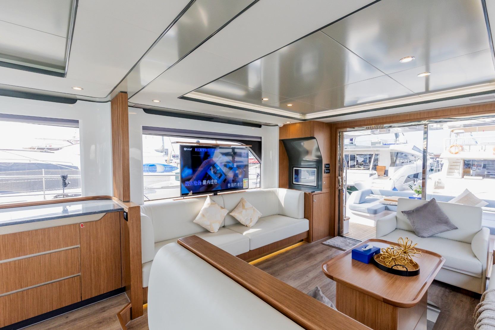 Sky Walker Amie X63 Sport (63 ft) — image 13