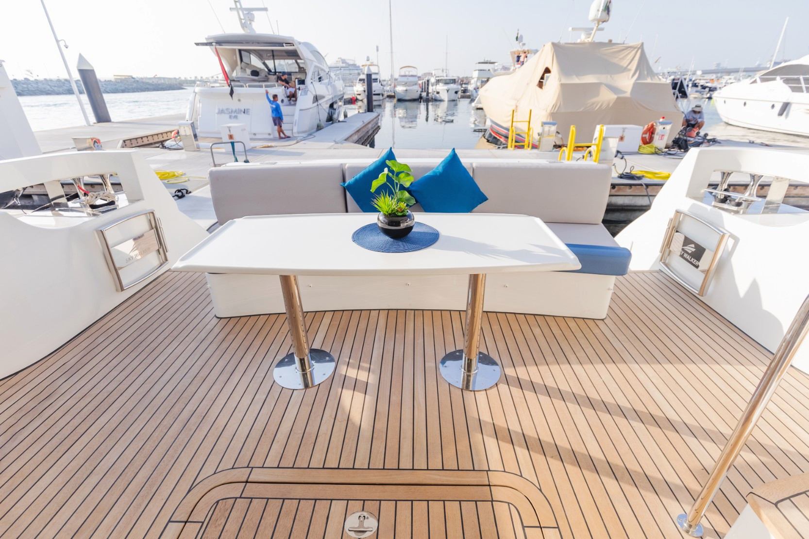 Sky Walker RAK 1 (52 ft) — image 2