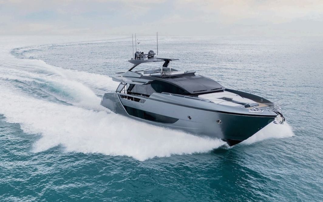 Riva Diva yacht in Dubai