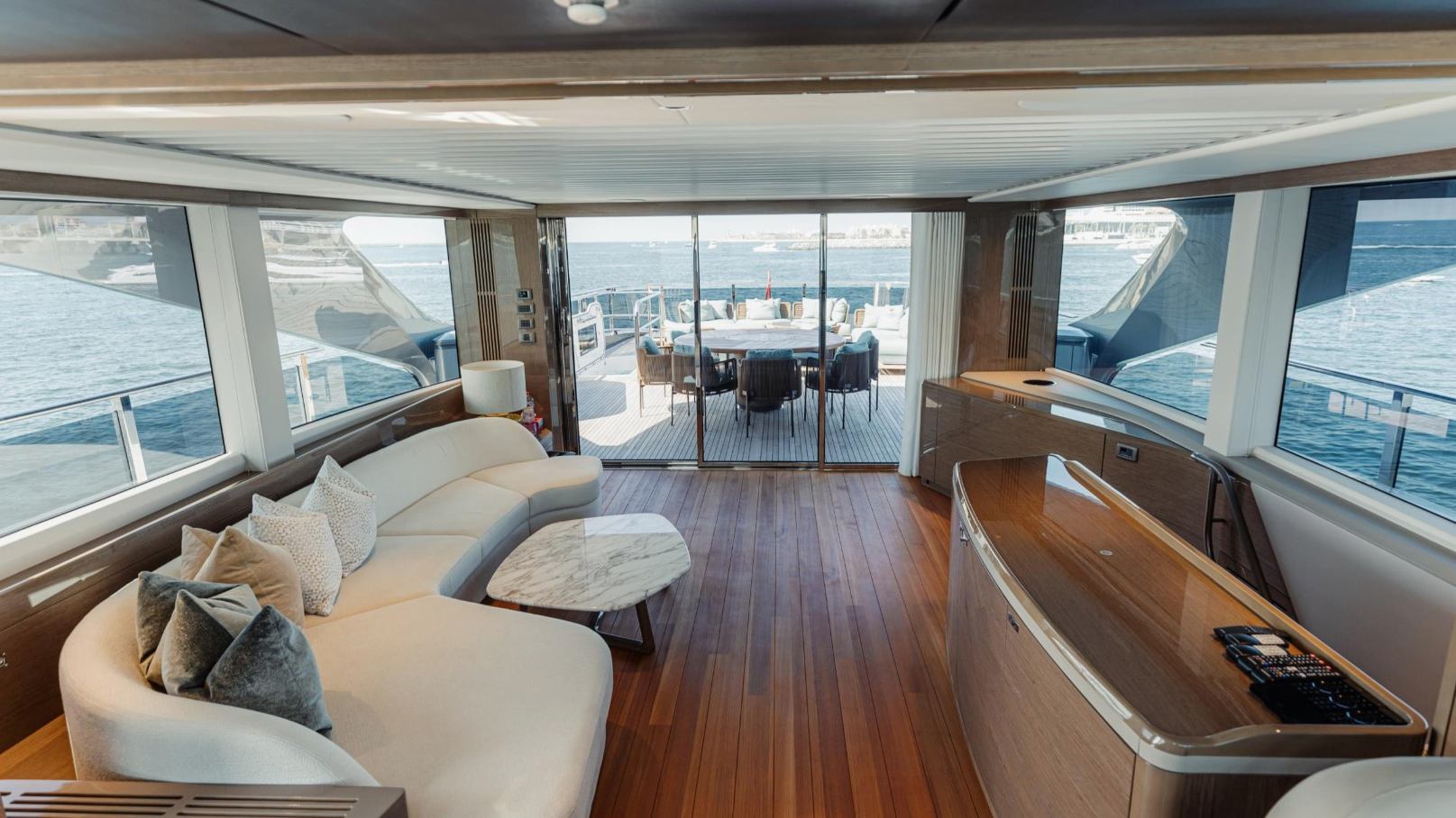 Princess 95X Super-flybridge (95 ft) — image 10