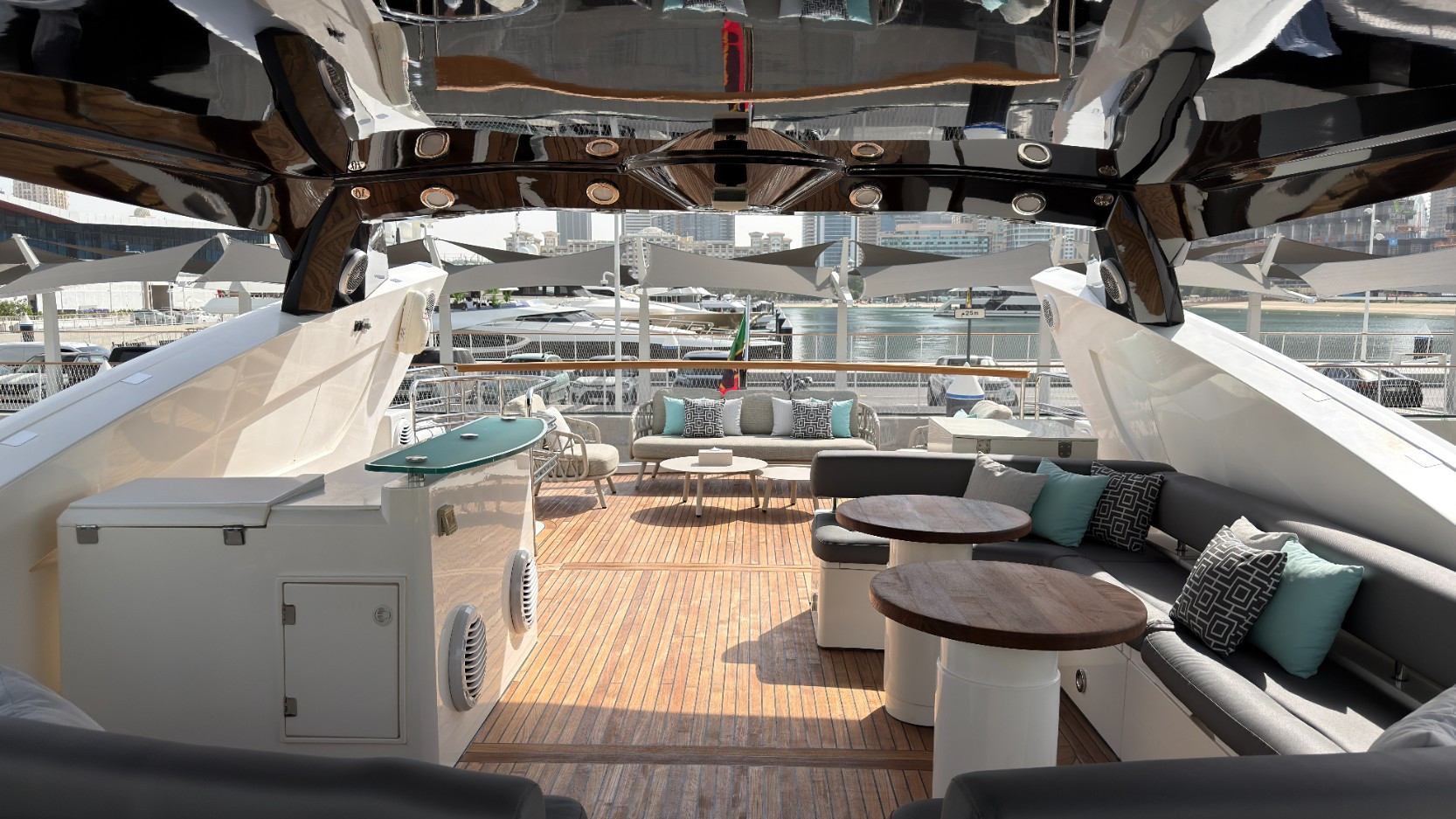 Sunseeker Aarna (90 ft) — image 10