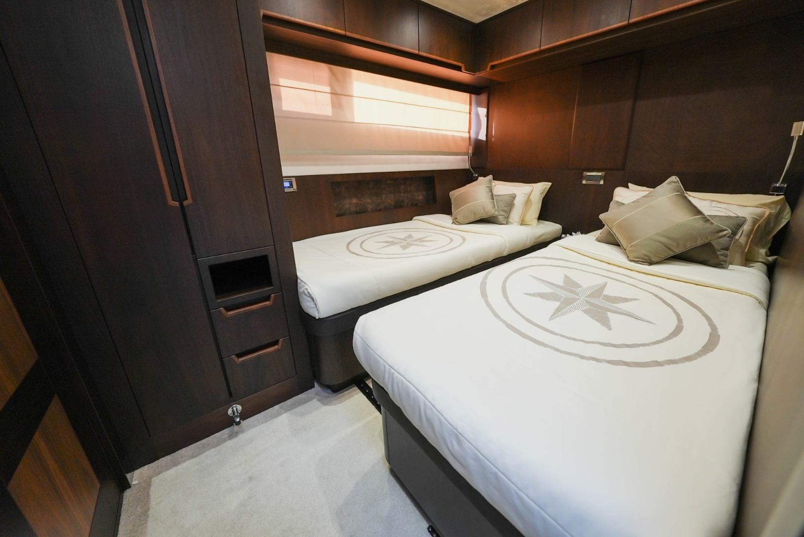 Galeon (78 ft) — image 3