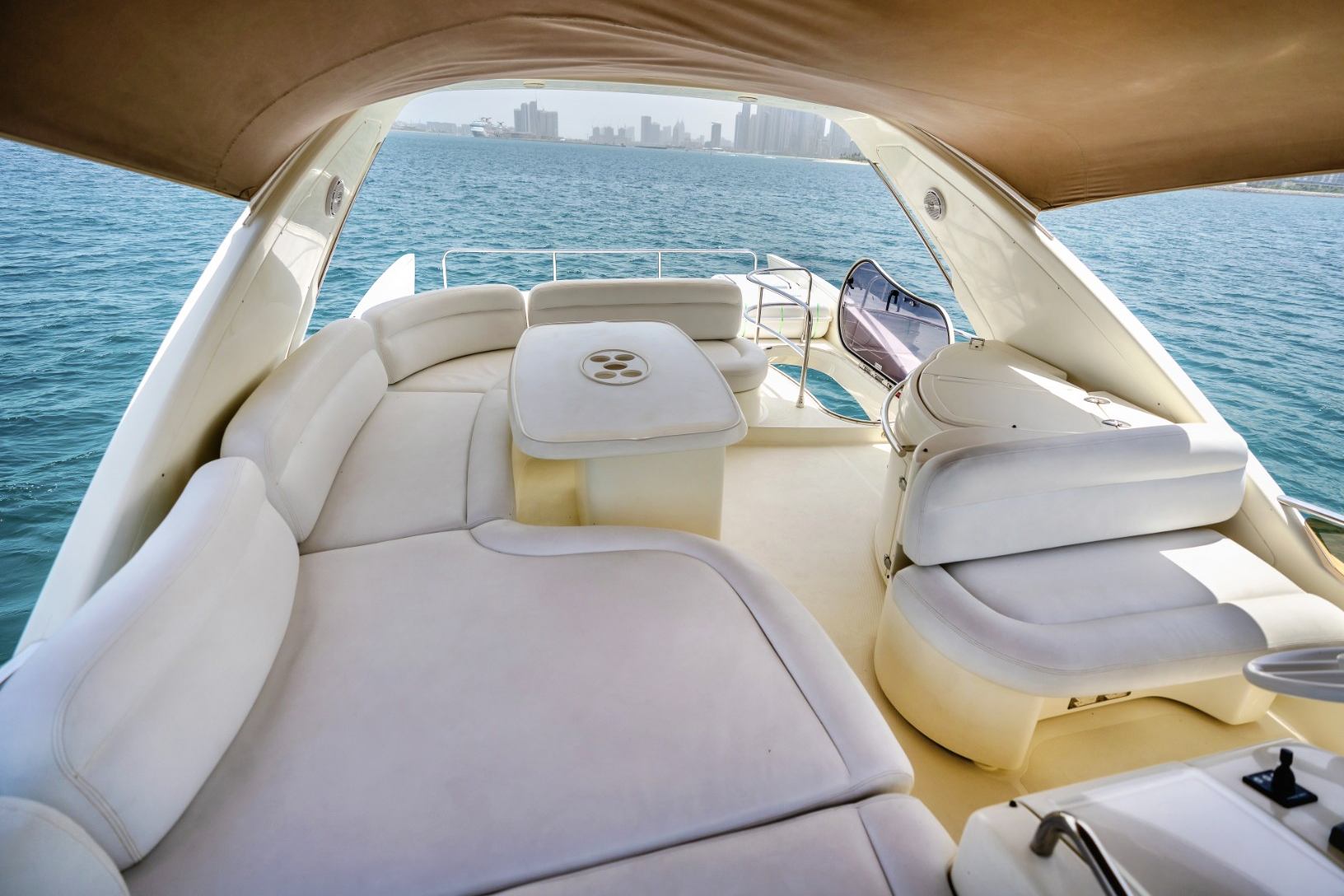 Azimut Lucky Star (62 ft) — image 3