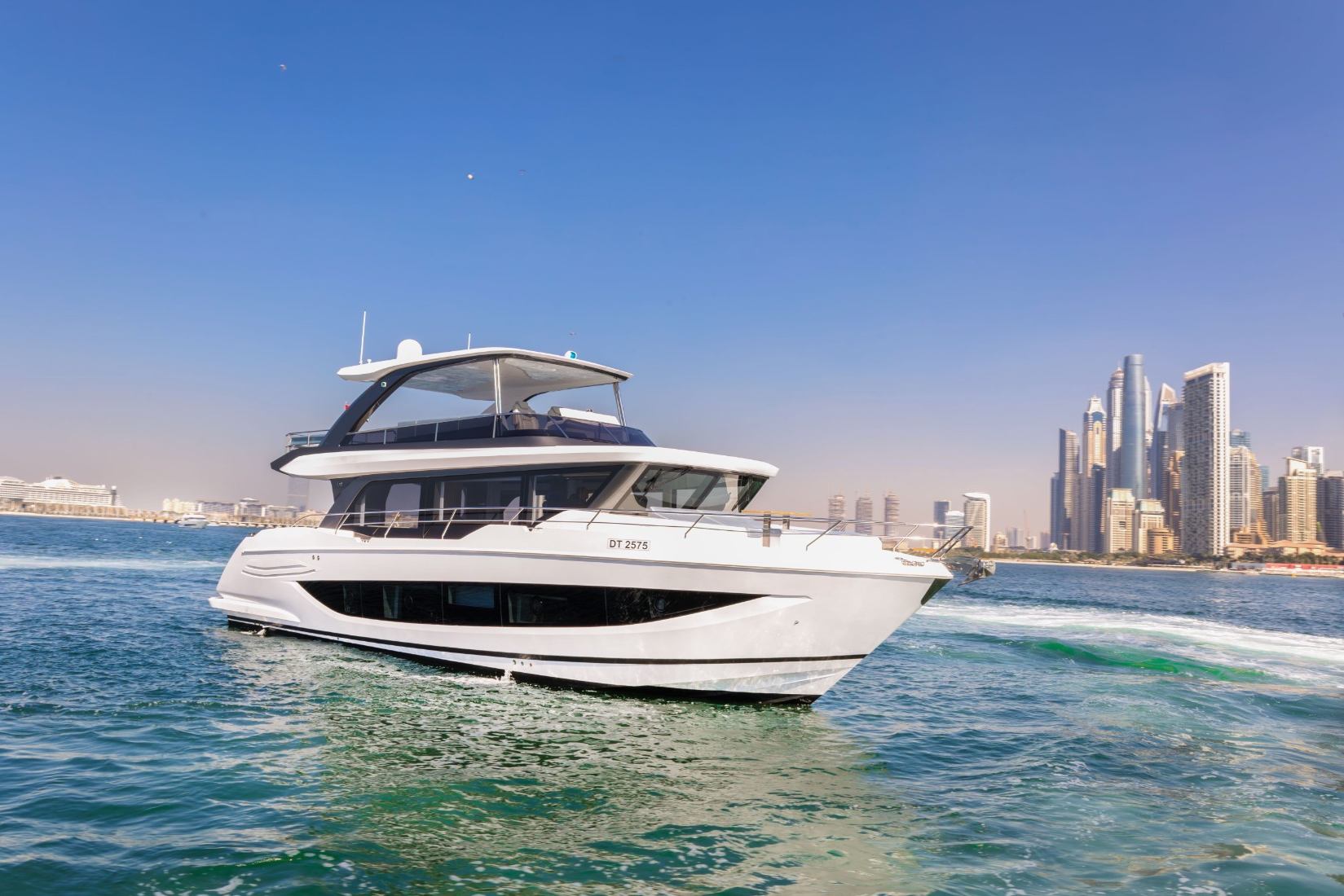 Sky Walker Amie X63 Sport (63 ft) — image 14