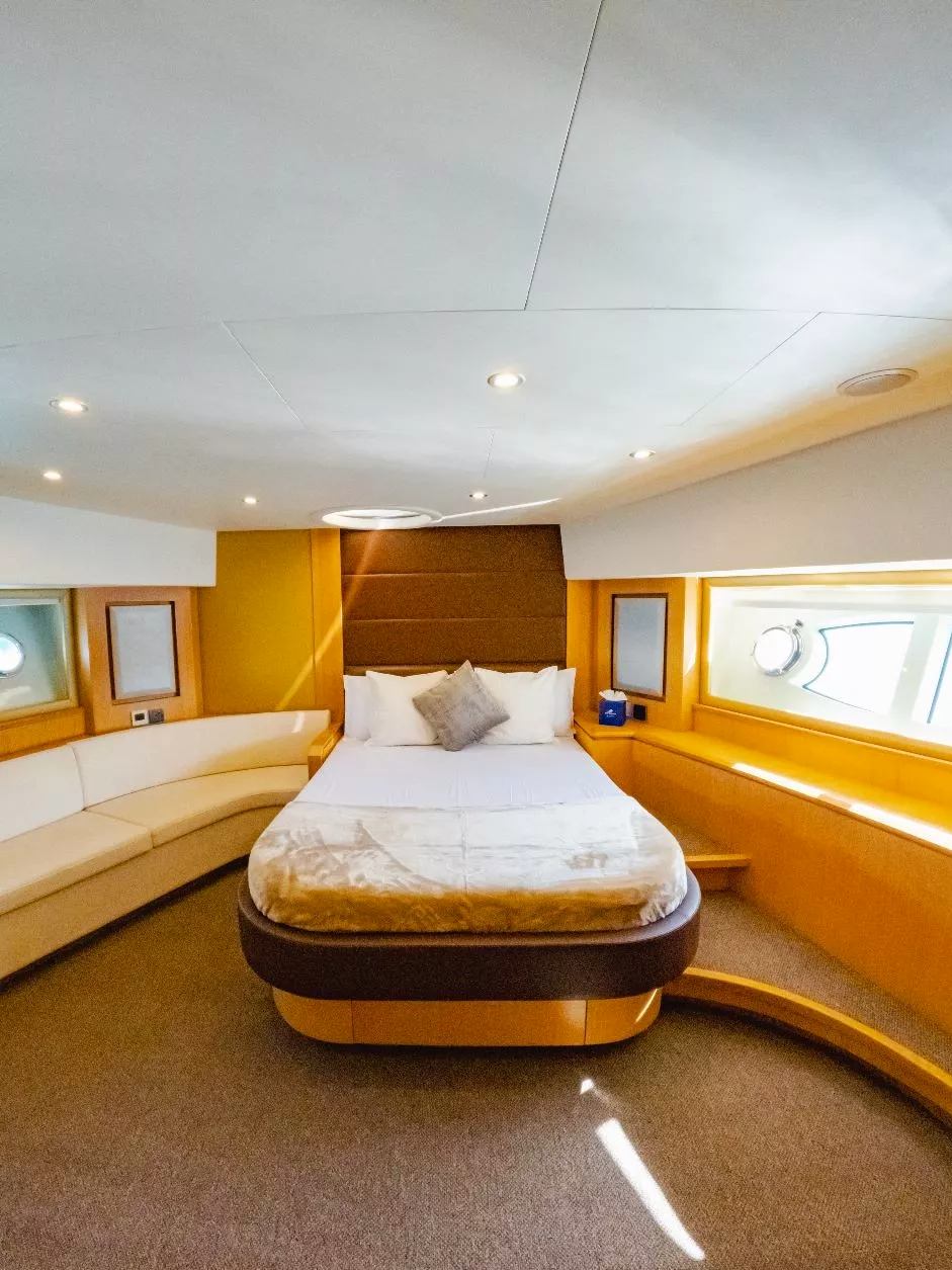 Sky Walker Astra (76 ft) — image 9