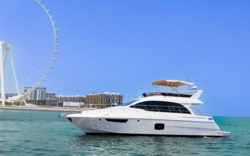 Sky Walker Lee yacht in Dubai