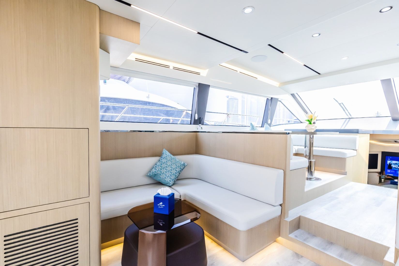 Sky Walker Lee (52 ft) — image 13