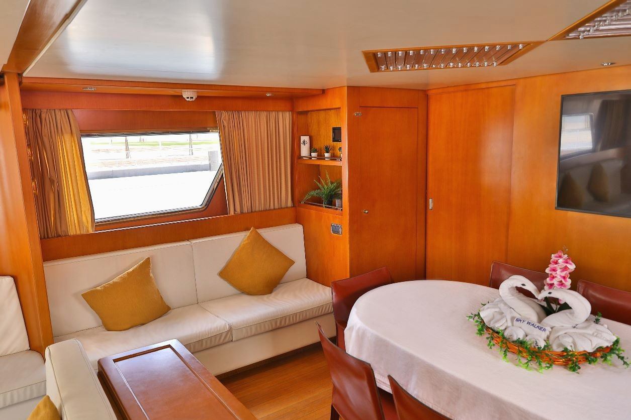 San Lorenzo (82 ft) — image 6