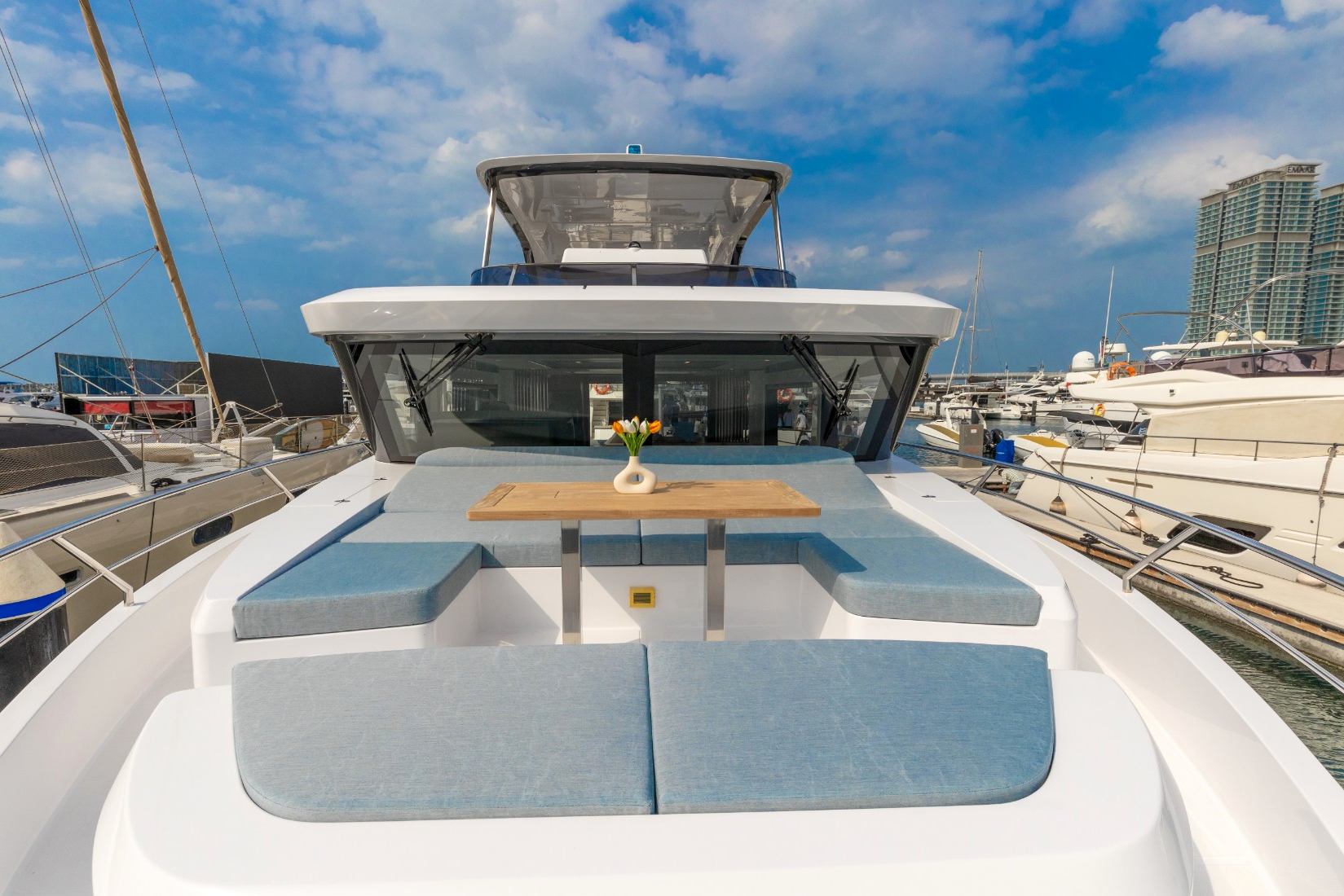 Sky Walker Amie X63 Sport (63 ft) — image 5