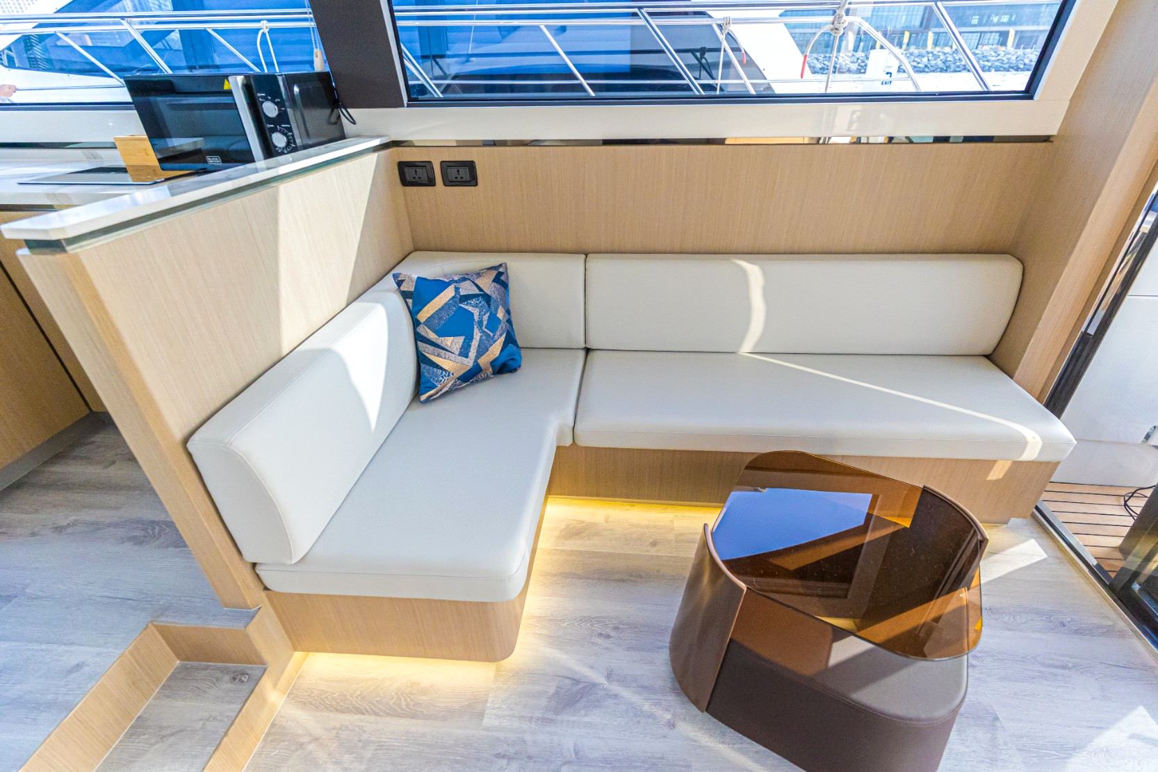 Sky Walker Axa (52 ft) — image 9