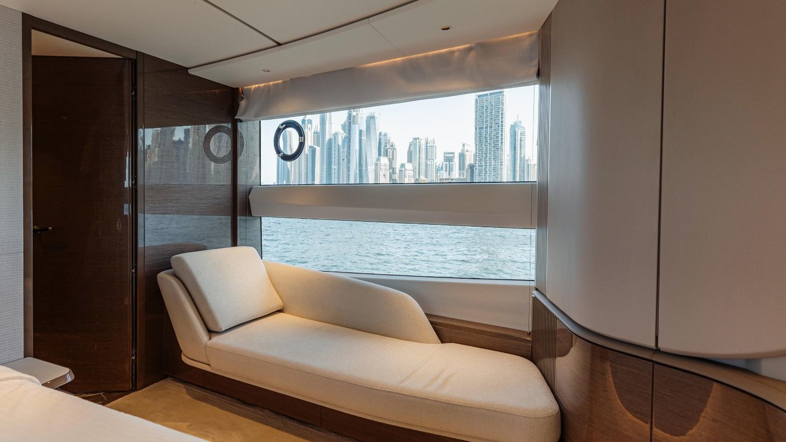 Princess 95X Super-flybridge (95 ft) — image 13