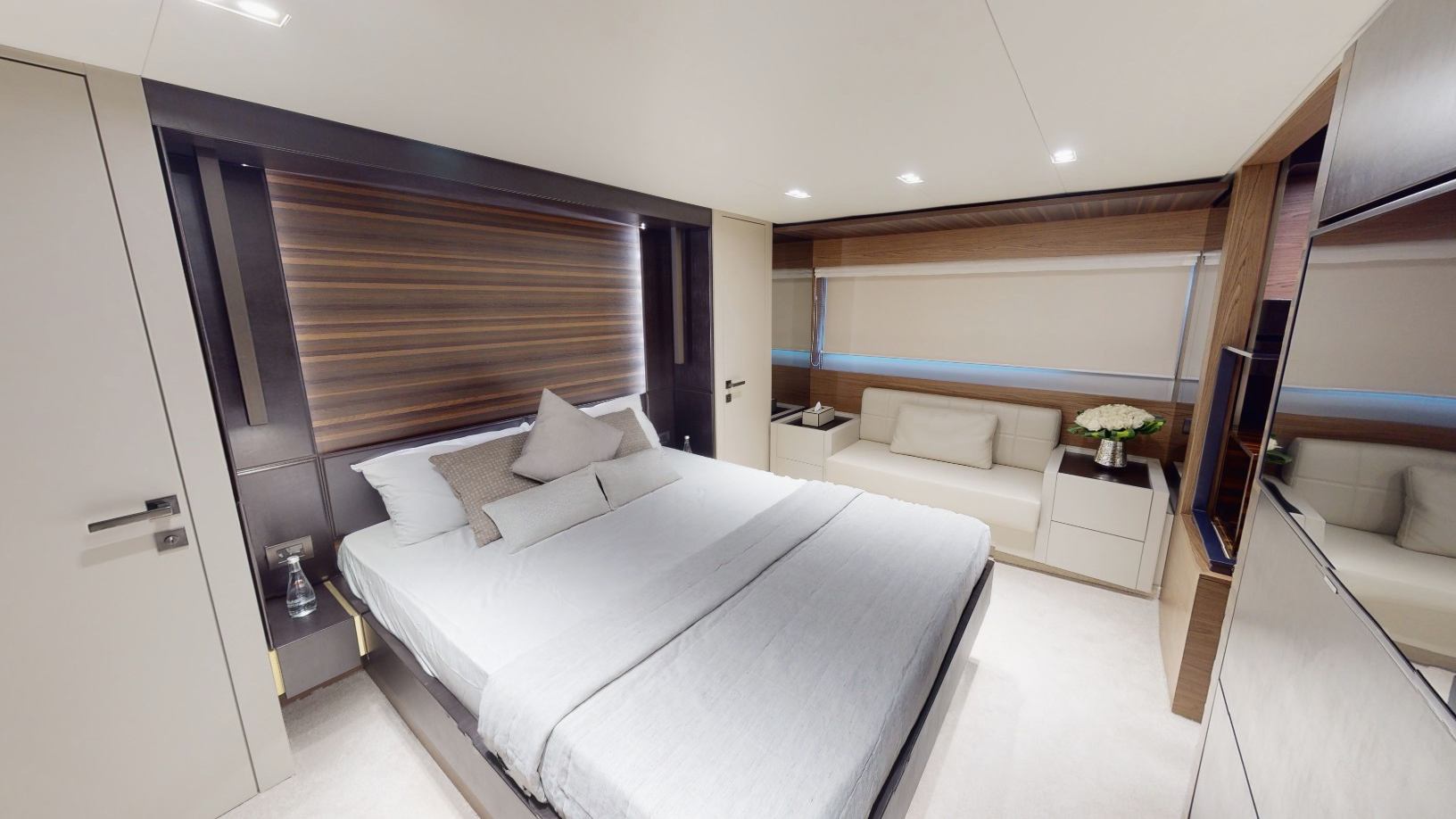 Ferretti 67 ft (67 ft) — image 16